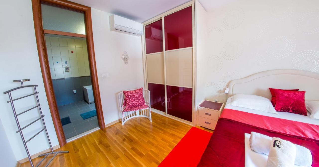 Apartment R Luxor With Parking Garage โมสตาร์ ภายนอก รูปภาพ