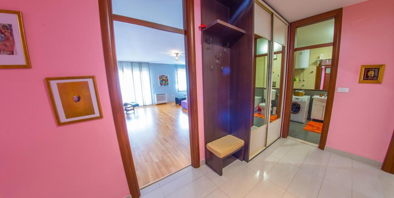 Apartment R Luxor With Parking Garage โมสตาร์ ภายนอก รูปภาพ