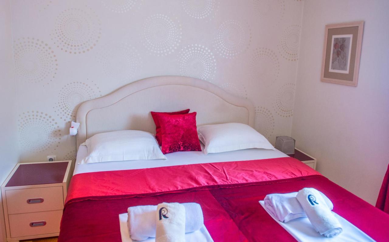 Apartment R Luxor With Parking Garage โมสตาร์ ภายนอก รูปภาพ