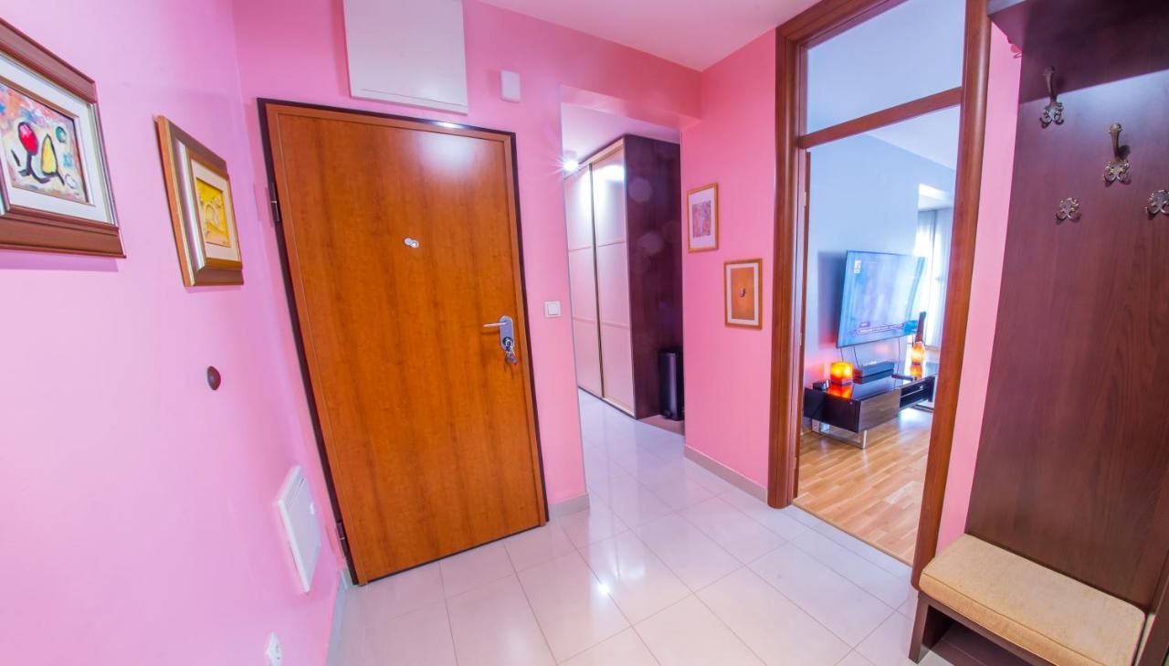 Apartment R Luxor With Parking Garage โมสตาร์ ภายนอก รูปภาพ